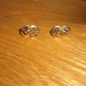Alice screw clip earrings gold tone double bells